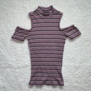 Aeropostale off shoulder jr XS top